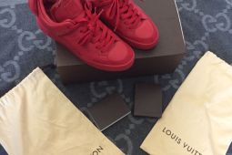 LOUIS VUITTON SNEAKERS KANYE WEST