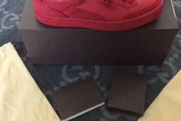 LOUIS VUITTON SNEAKERS KANYE WEST