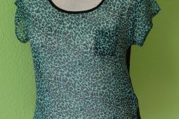 Nové tenoučké tričko s gepardím vzorem vel.42